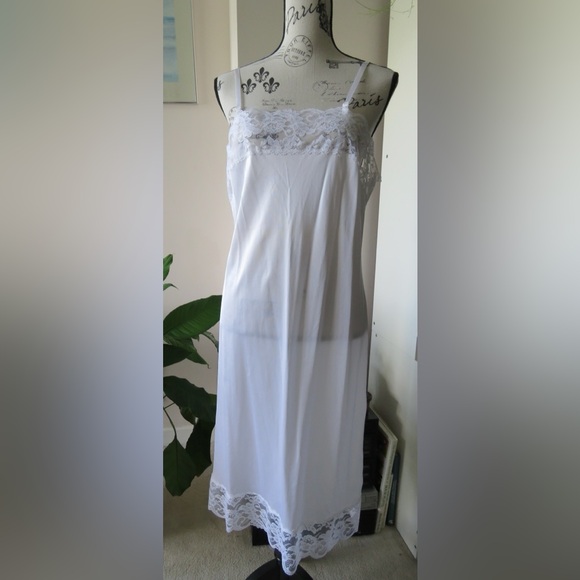 Vintage White Full Camisole Slip - Picture 7 of 7